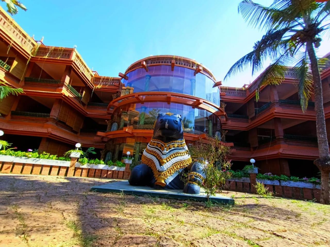 Krishna Beach Resort Kannur Bagian luar foto